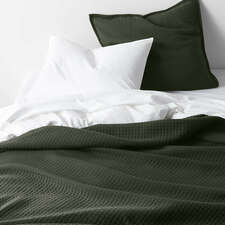 View Organic Cotton Ficus Green King Bed Coverlet - image 1 of 5