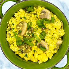 Organic Tofu Scramble with Mushroom &amp; Green Onion