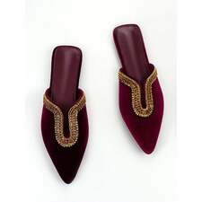Luxurious Rhinestone-Embellished Velvet Mules: Stylish and Comfortable Slip-Ons for Any Occasion