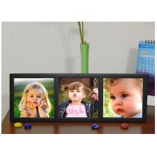 Personalized photo in Ceramic Tile embedded in one wooden frame