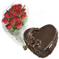 Bouquet with Heart Shape Chocolate Cake