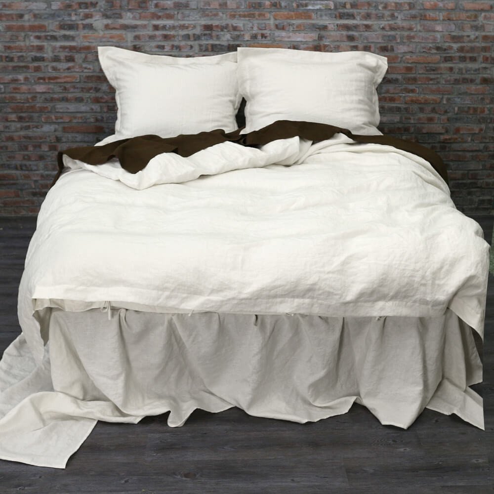 Linen Duvet Cover in Off-Wh...