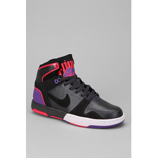 Nike Mach Force Mid Sneaker   