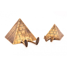 kevin-lyons-case-studo-pyramids-2