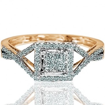 Princess Cut Diamond Engage...