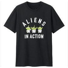 black-fashionable-graphic-tee