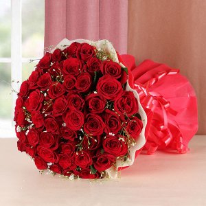 Passion Love 50 Red Roses -...
