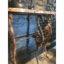 Console / side table