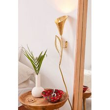 Calla Lily Metal Sconce