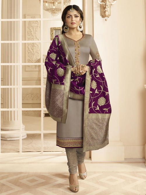 Drashti Dhami Style Coral G...