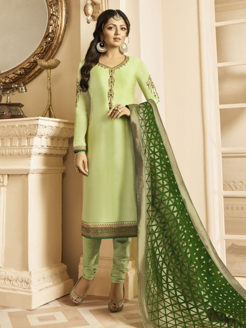 Drashti Dhami Style Light G...