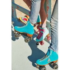 Moxi UO Exclusive Suede Roller Skates