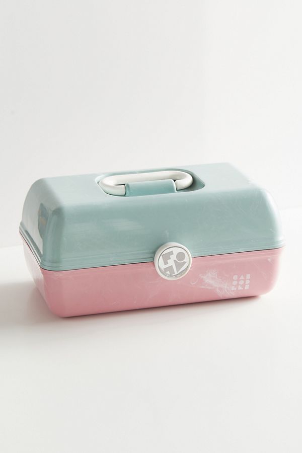  Exclusive On-The-Go Girl Makeup Case